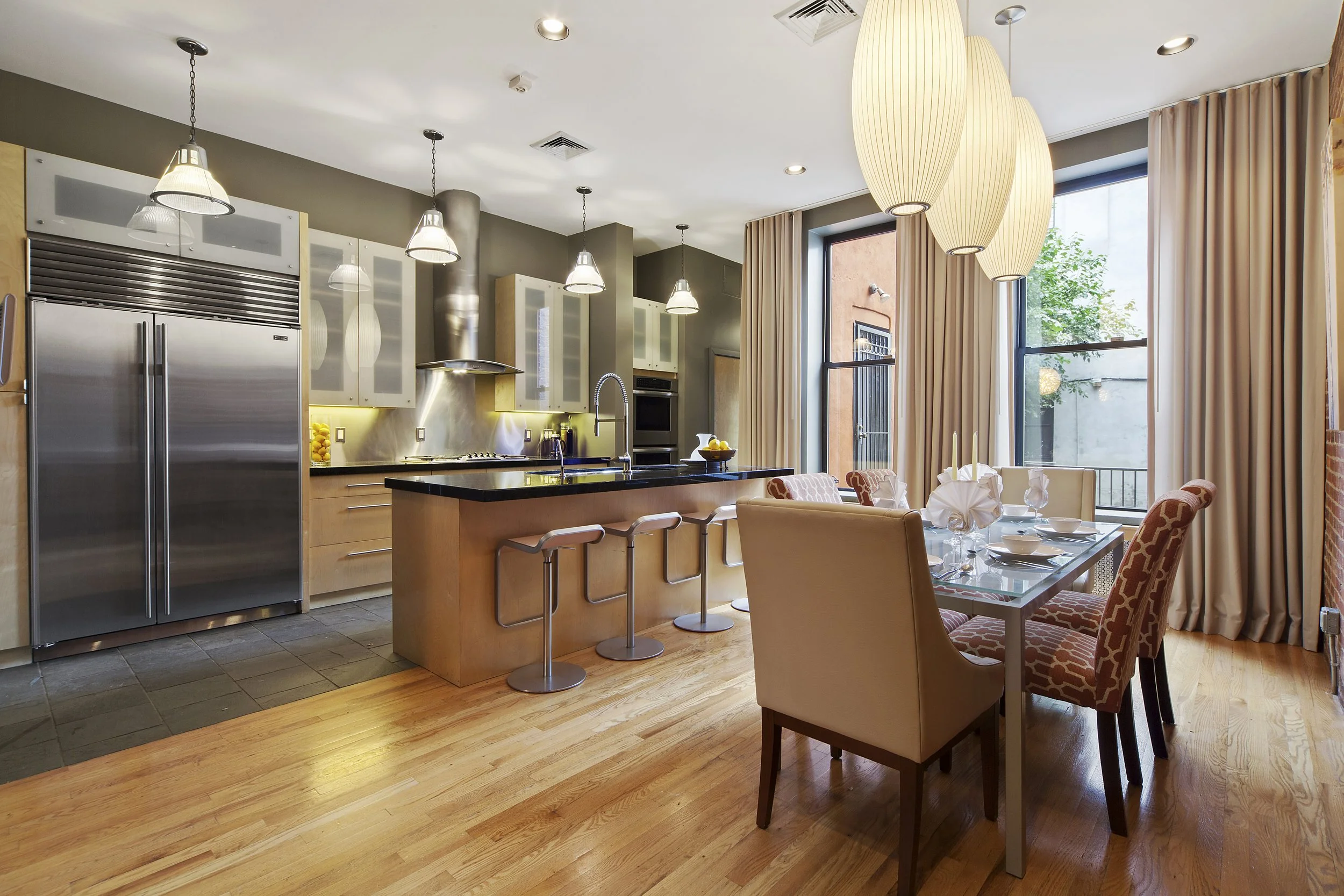 EXAMPLES: DINING ROOMS