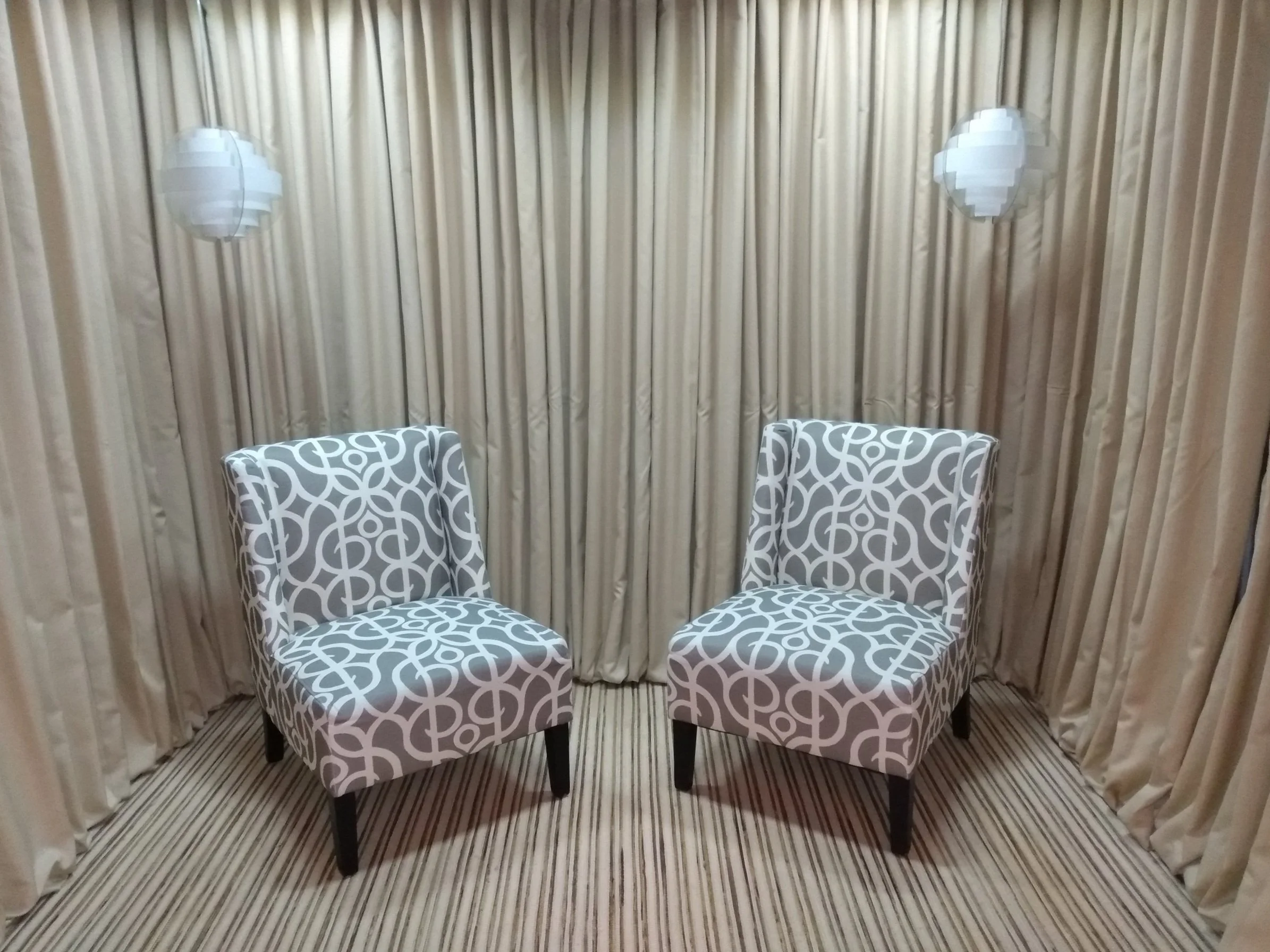 Chairs - Accent/Occasional